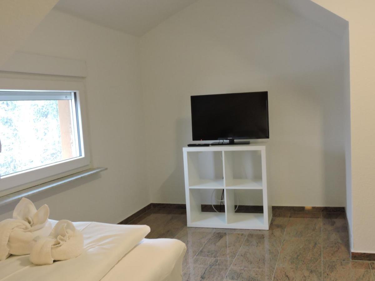 Ferienwohnungen Haus Scheidter 40 Saarbrücken Buitenkant foto